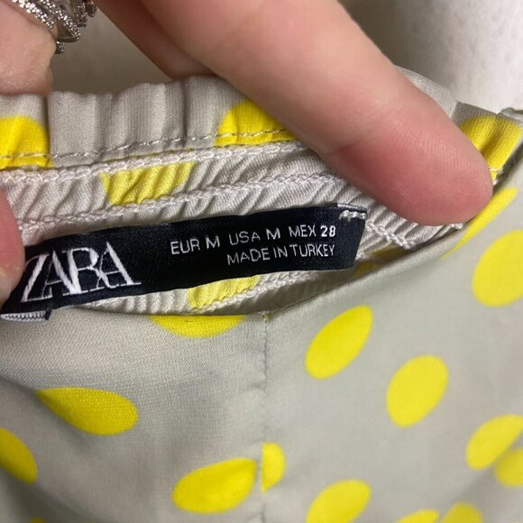 Zara Size Medium Grey Yellow Polka Dot Smocked Peplum Tank Top Cami Coquette - Picture 7 of 7